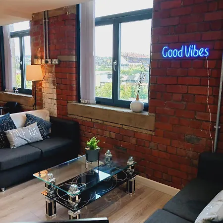 Apartment Bliss - Contractor 301