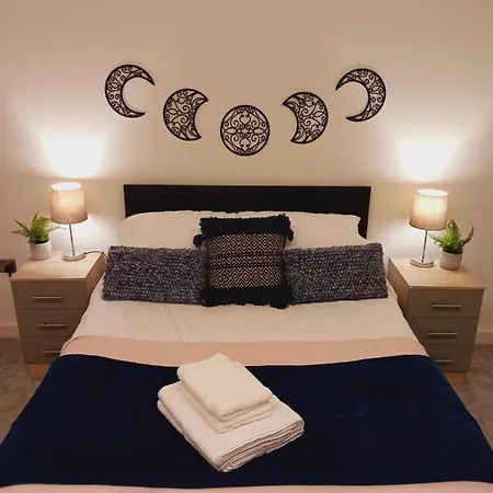 Bliss - Contractor 301 Apartment *