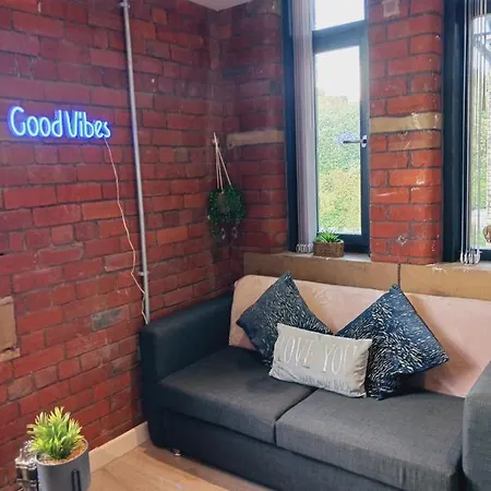 Bliss - Contractor 301 Apartment Bradford (West Yorkshire)